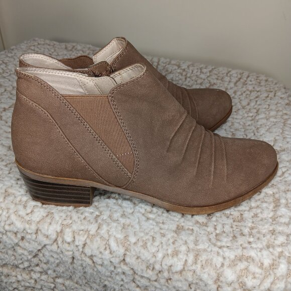 Life Stride Aurora Faux Suede Booties 8.5 - Picture 7 of 9